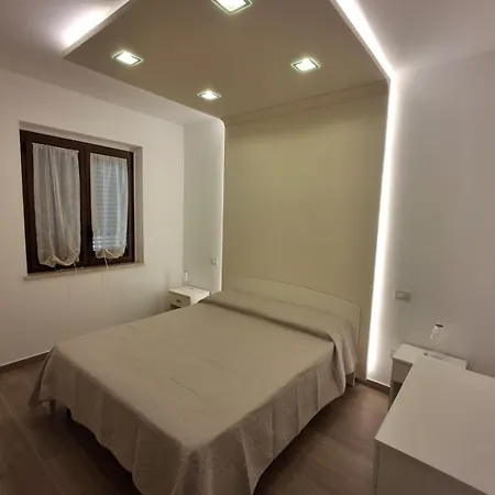 Terra Di Mare & Management, Zambrone