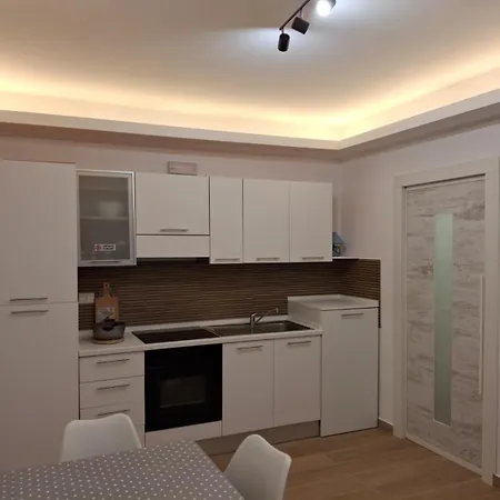 Terra Di Mare & Management, Zambrone Apartman *
