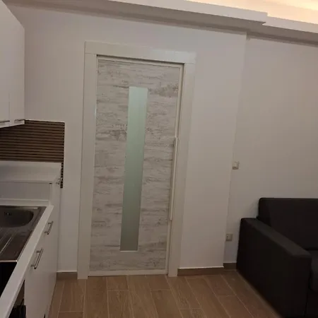Terra Di Mare & Management, Zambrone Apartman *